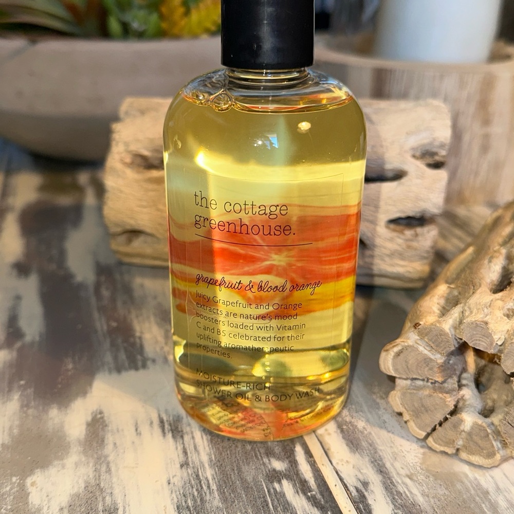 The Cottage Greenhouse Grapefruit & Blood Orange Body Oil New!